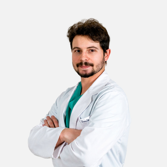 dr-alvaro-donate-salcedo-HM-INTERNACIONAL-SANTA-ELENA
