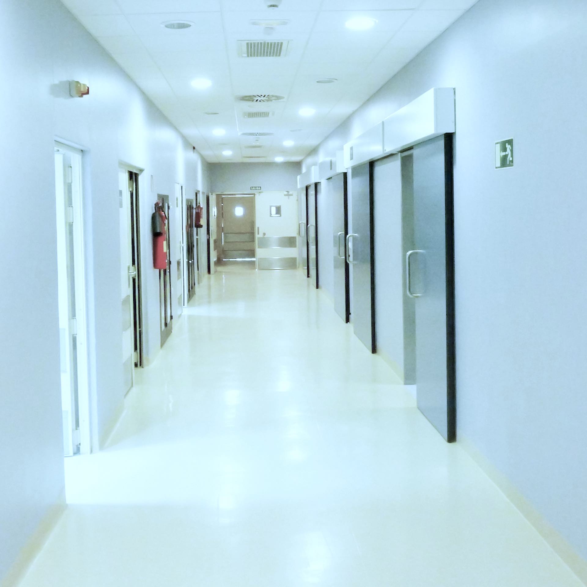 Hospital Santa Elena, clinica médica en Torremolinos, Málaga. Servicios sanitarios en la Costa del Sol. Más de 30 especialidades y servicio de urgencia 13