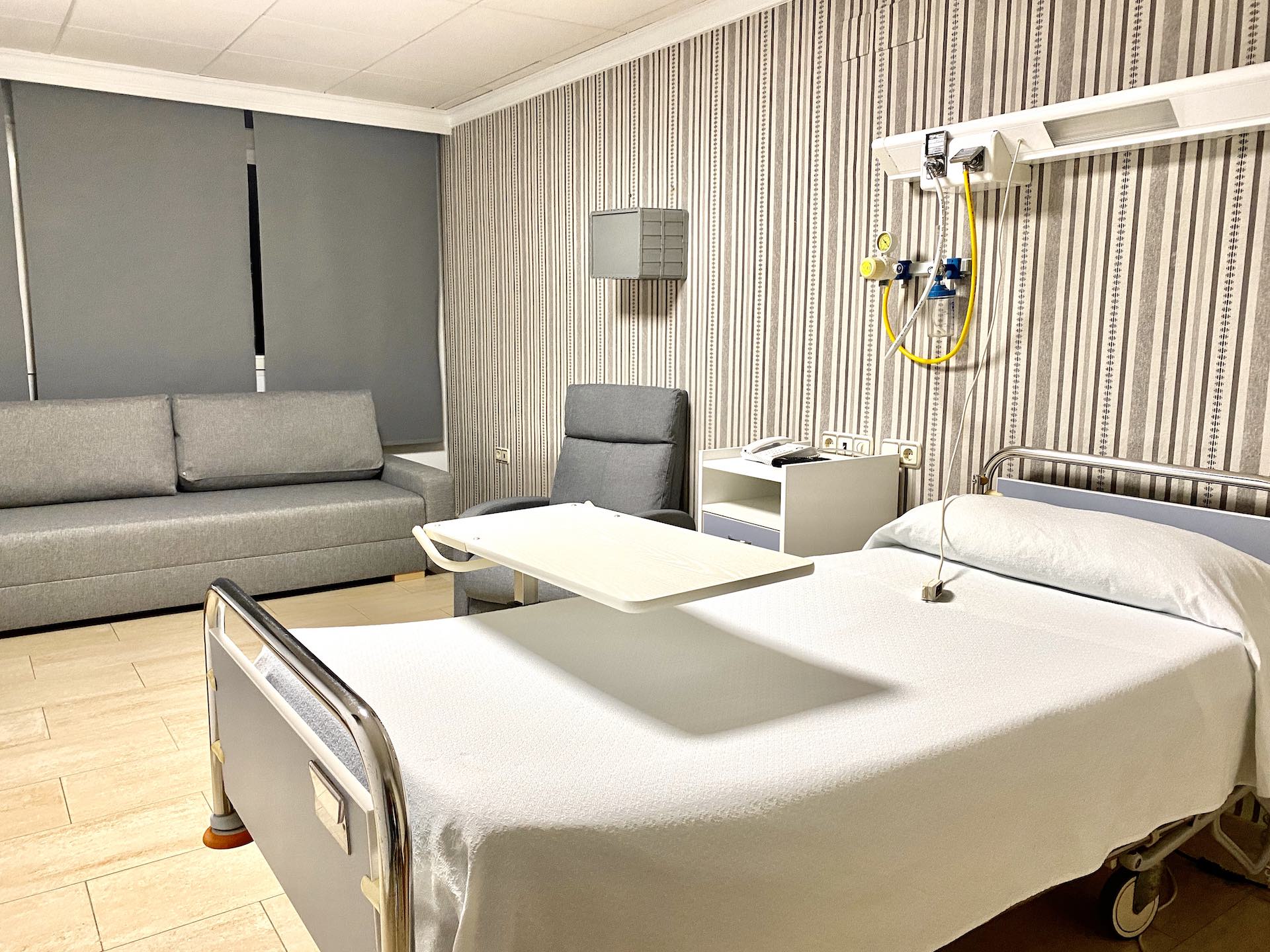 Hospital de día - Hospital Santa Elena, clinica médica en Torremolinos, Málaga. Servicios sanitarios en la Costa del Sol. Más de 30 especialidades y servicio de urgencia